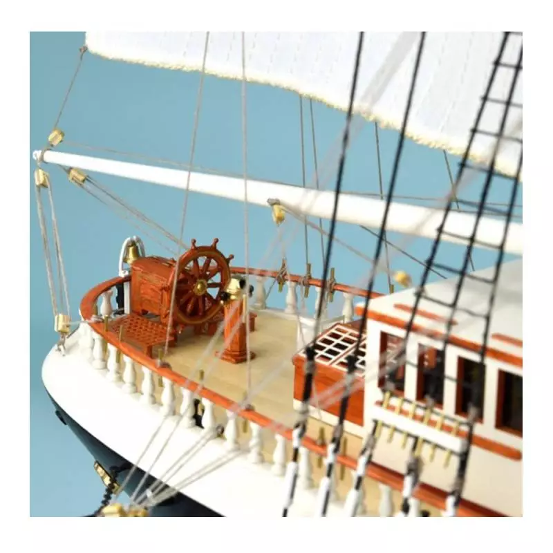Maquette en bois à construire du voilier BELEM au 1/75 de Artesania Latina 22519.