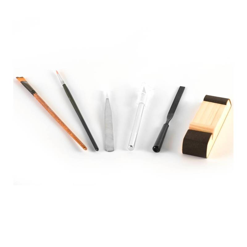 Set n°2 of essential model-building tools by Artesania Latina 27003N