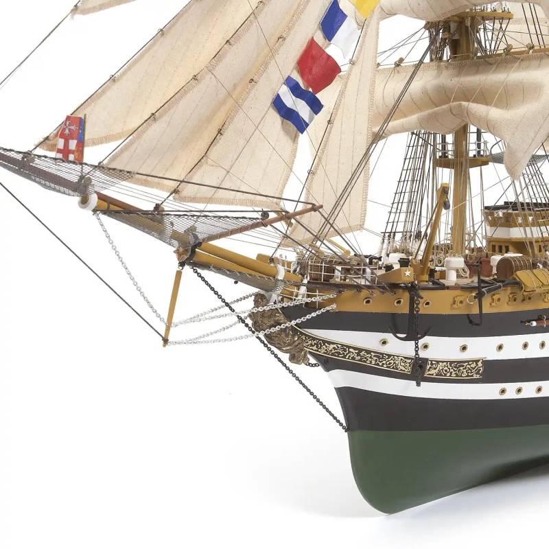 Amerigo Vespucci 1/100 model by OCCRE
