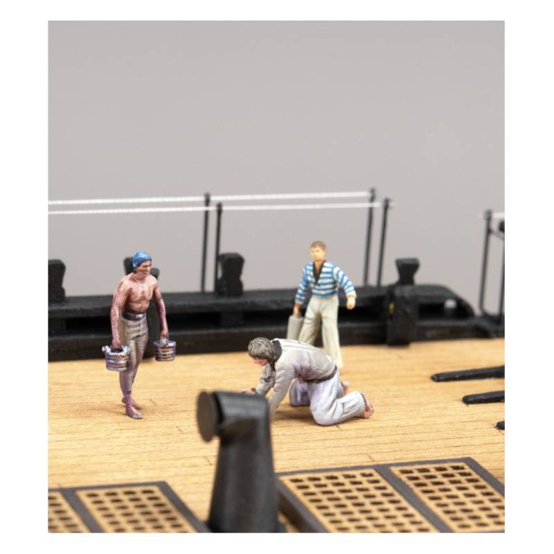 Lot de 19 Figurines de marins de la marine à voile 1/84