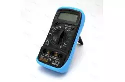 Digital multimeter with LCD display
