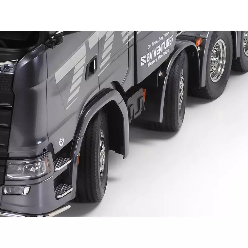Tamiya RC Truck Scania 770 S V8 8x4/4 1/14 in Gun Metal, with lights sounds and 14-channel LCD radio (Complete Pack)