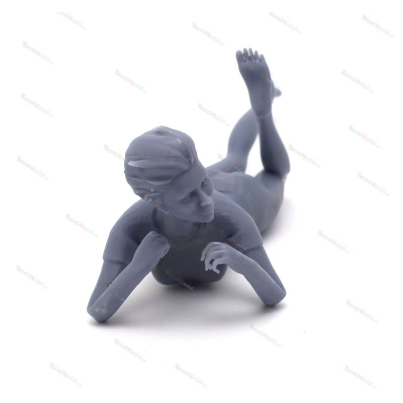 1 Reclining bather figure 1/10