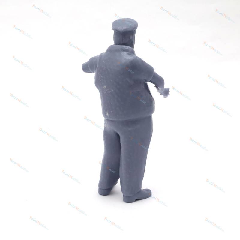 1 1/25 sailor figure at the helm