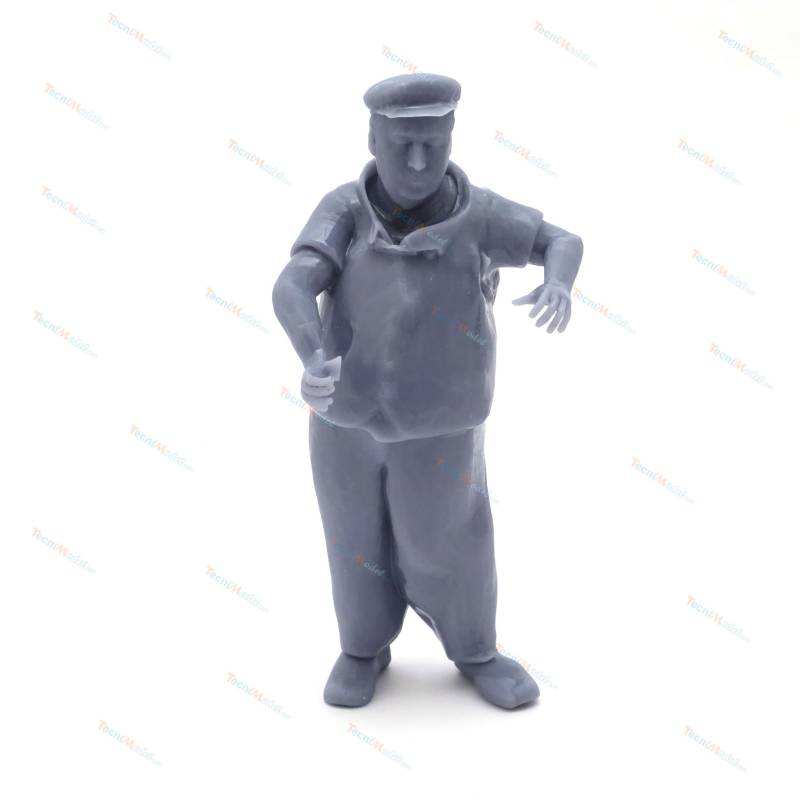 1 1/25 sailor figure at the helm