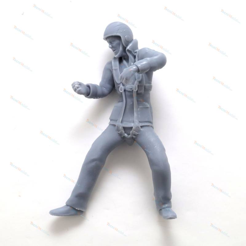 1 Figurine d'équipier SNSM debout qui tire un bout 1/20
