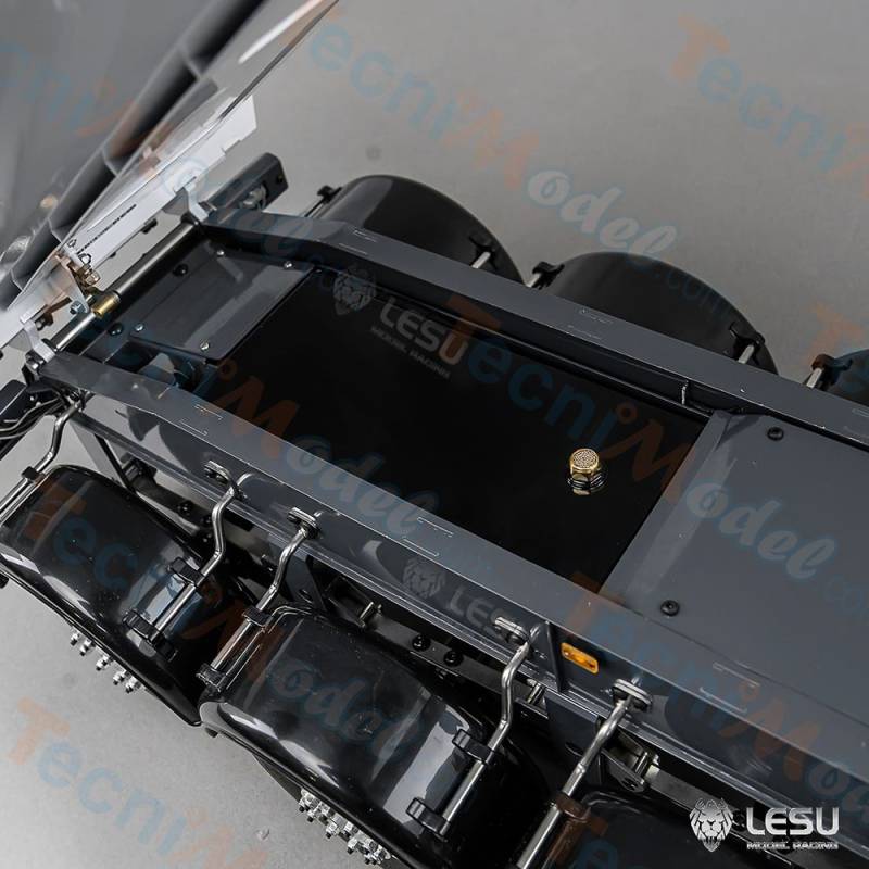 LESU 3-axle wide wheel tipper semi-trailer with hydraulic lift 1/14 - LESU LS-A0069