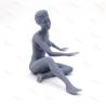 1 Figurine de baigneuse assise 1/20