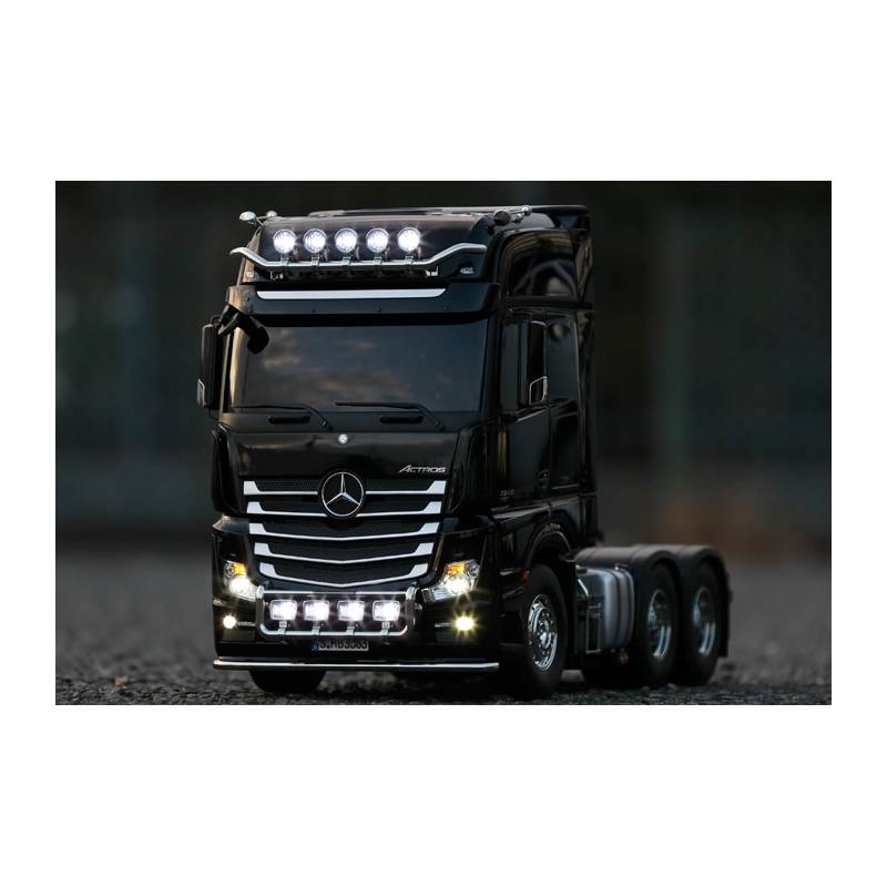 Tamiya RC Truck Actros 6x4 3363 1/14 with lights and sounds (Full pack)