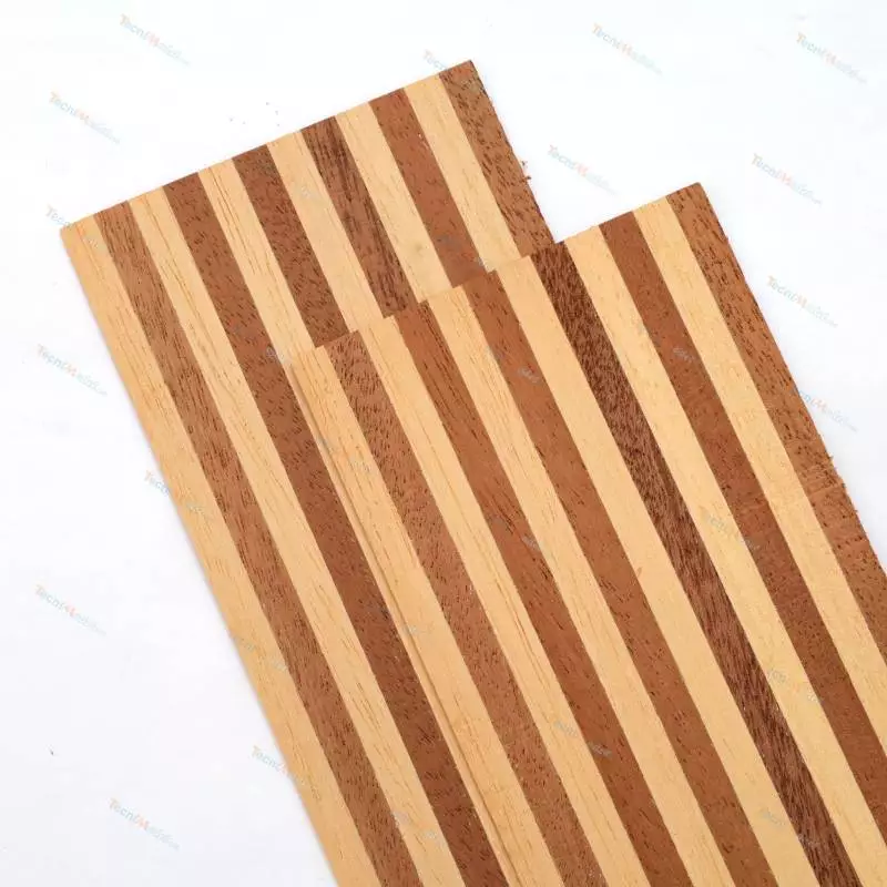 Pont de bateau 1m x 140mm x 1.2mm Obechi 6.0mm / Acajou 6.0mm  AeroNaut 7517/13