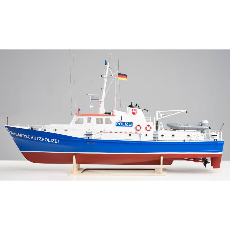 Police boat W-3 1/25 scale with fittings - RoMarin by Krick Ro1000