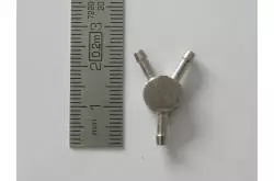 Raccord hydraulique en Y Ø2.5 pour durite de Ø4mm Leimbach H015