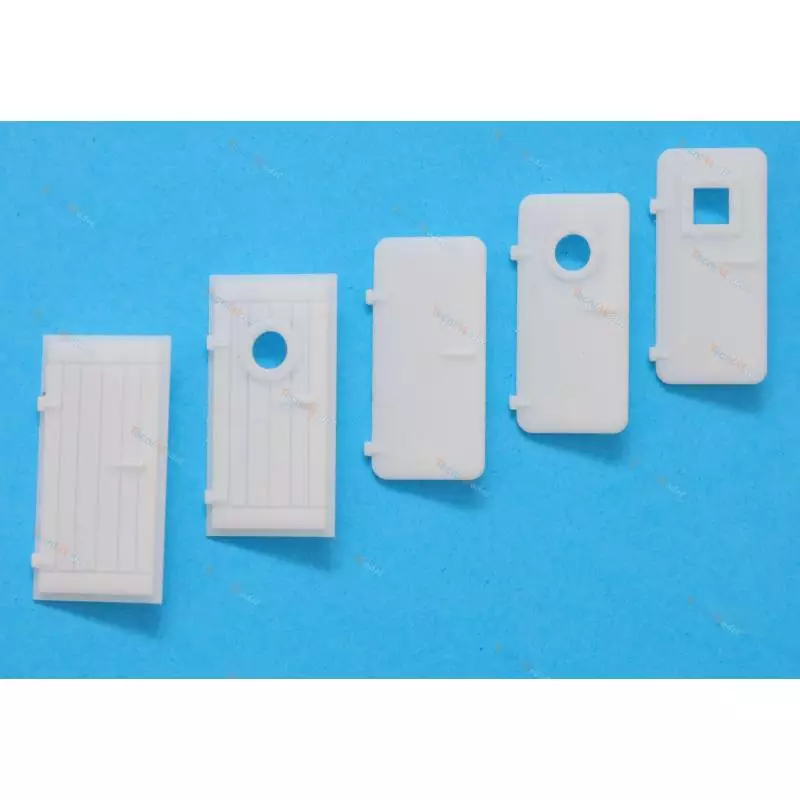 Déclinaison des 5 modèles de portes disponibles au catalogue TecniModel