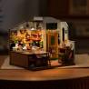 Cozy Kitchen miniature house
Robotime DG159