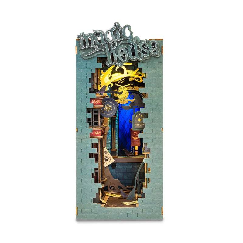 Book Nook Magic house
Robot TGB03