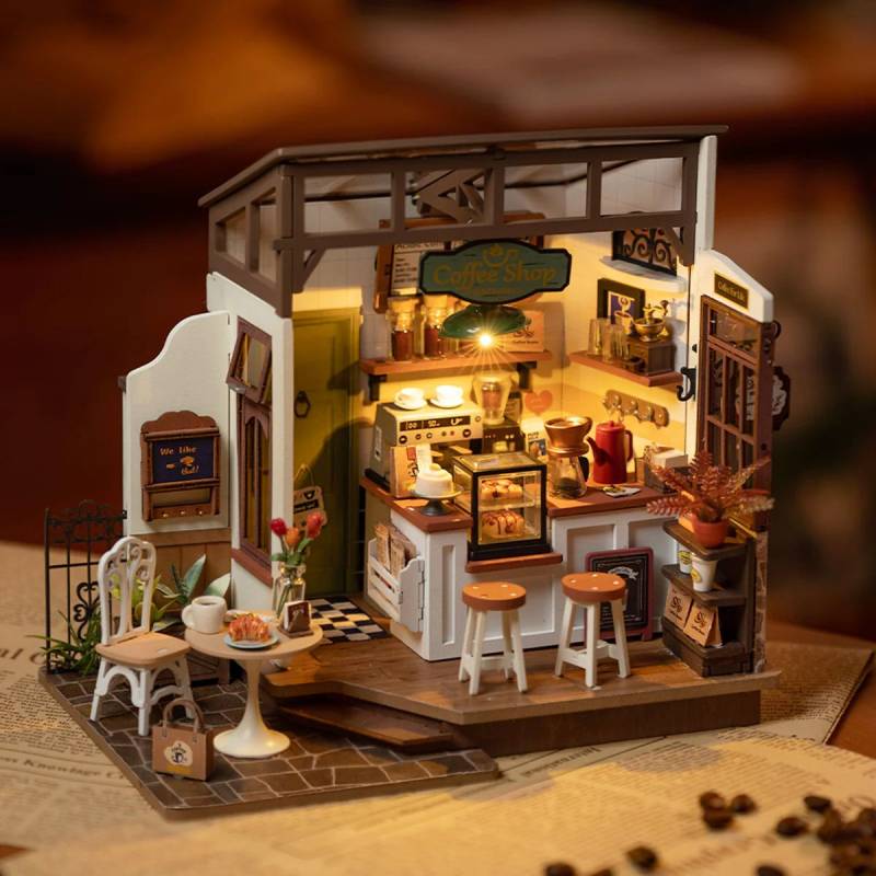 Miniature House No17 Café
Robotime DG162