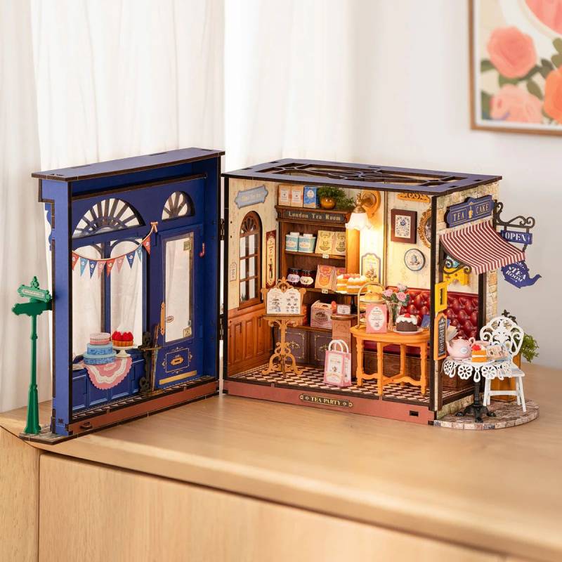 Miniature House Leisure Time Tea Room
Robotime DG171