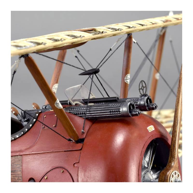 SOPWITH CAMEL F1 1918 1/16
Artesania Latina 20351