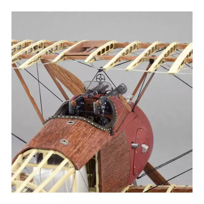 SOPWITH CAMEL F1 1918 1/16
Artesania Latina 20351