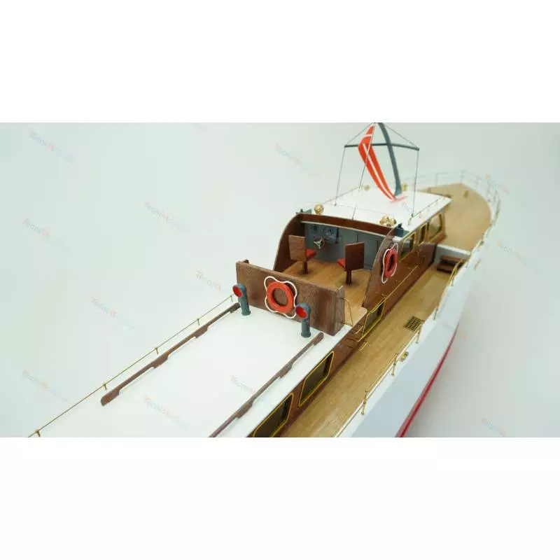 Yacht Admiral 1/20 Billing Boats
Billing Boats 619