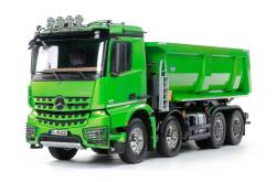 Tamiya Mercedes Arocs 4151 8x4 tipper truck kit painted in glossy Candy Green