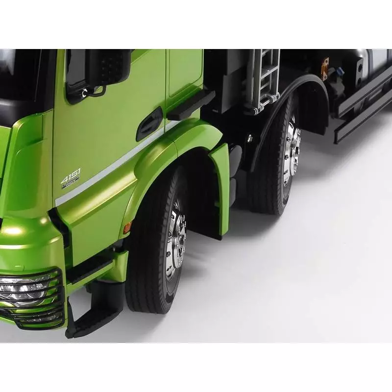 Camion RC Tamiya Mercedes Arocs 4151 porteur benne 8x4 en kit peint en Vert Candy brillant - Tamiya 47523