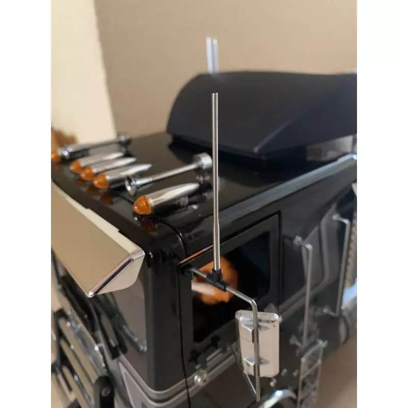 2 Antennes fictives pour rétroviseurs de camions américains 1/14 - 1/16 - Wedico 439