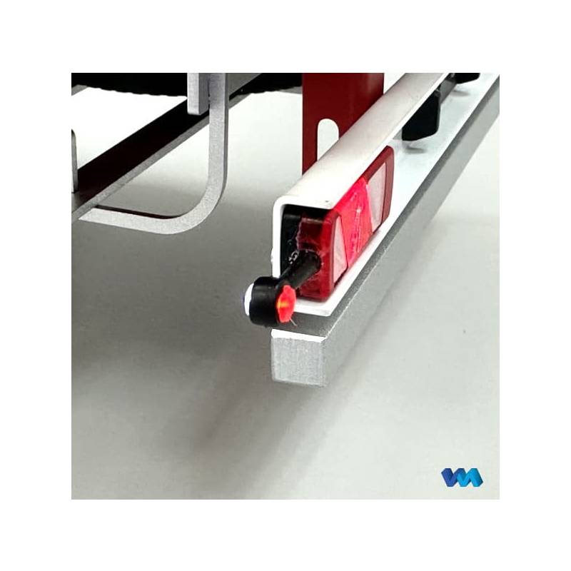 2 Feux arrière 5 chambres avec leds et feux de gabarit pour remorque 7,2V - 12V