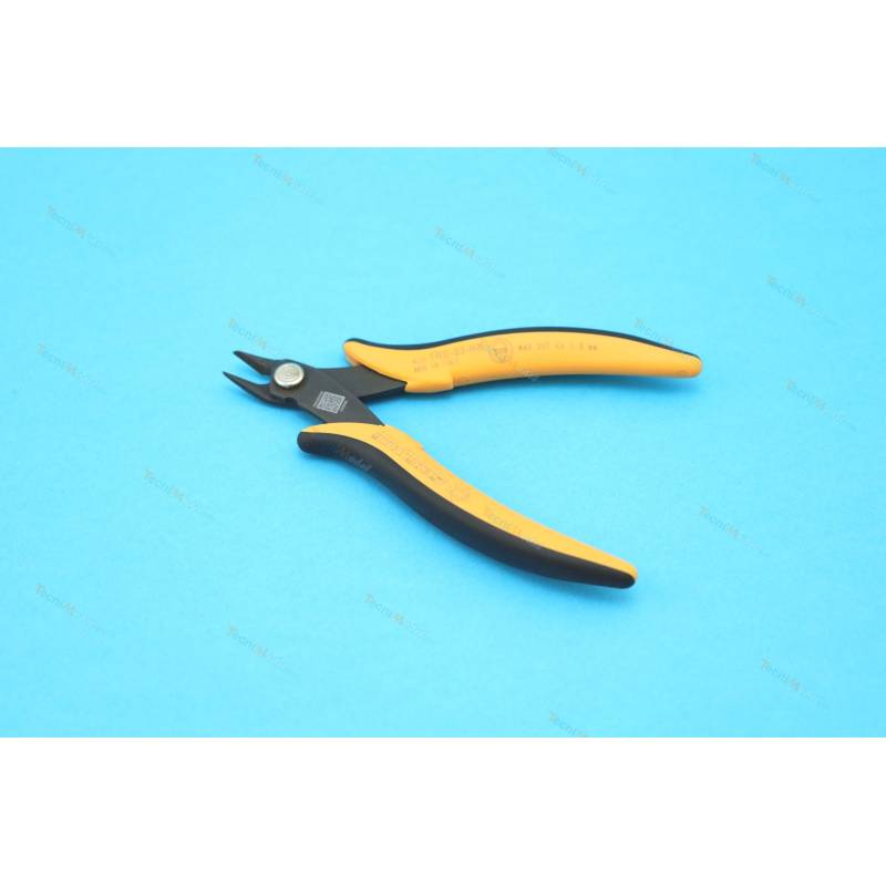 Pince coupante pour dégrapper pour pièces plastiques