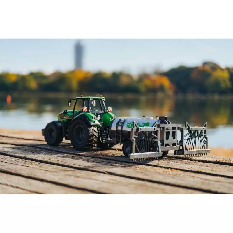 Tracteur Agricole Deutz 8280 TTV avec remorque citerne échelle 1:16 version 100% RTR - Carson 500907706