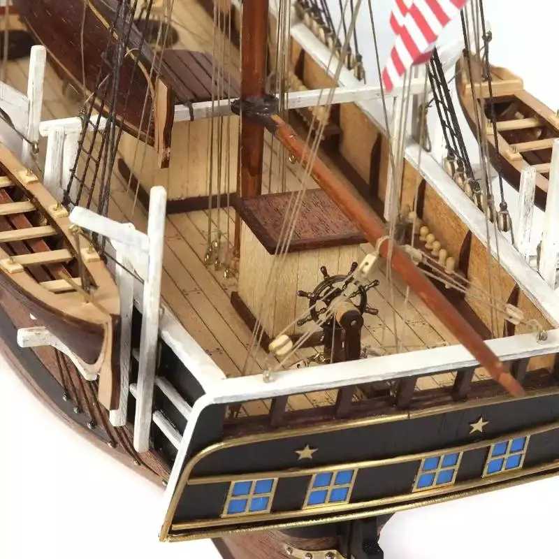 Baleinier Essex 1/60 de Occre - Maquette bois à construire
OCCRE 12006