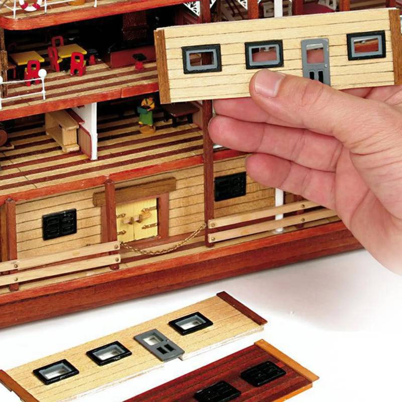 Maquette à construire en bois du vapeur Mississippi à l'échelle 1/80 - Occre 14003