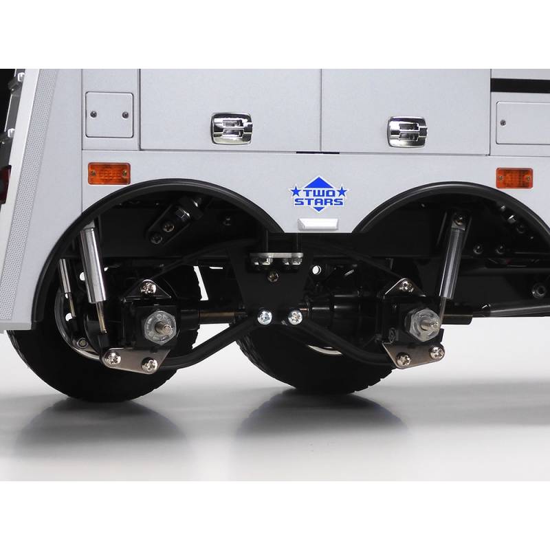 Camion Tamiya 47528 Volvo FH16 750 Dépanneuse 8x4 peinte en Aluminium Brillant TS-17
