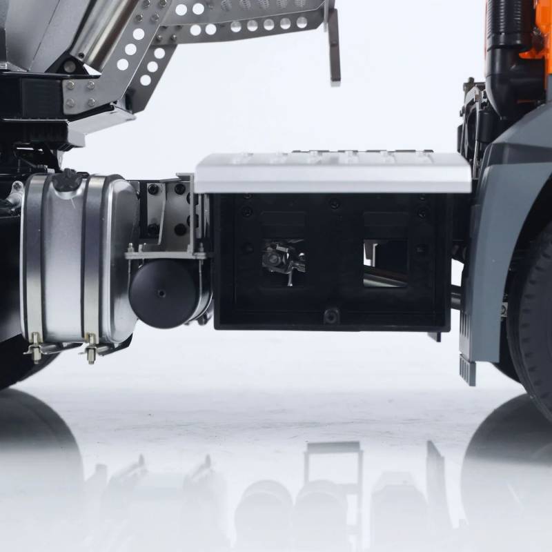 Arocs tracteur 4x4 avec semi-remorque benne électrique RTR 1/14 - Kabolite K5801 Gris argenté
