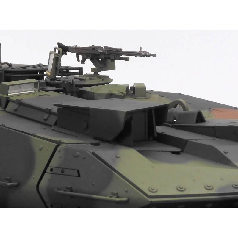 Tamiya 1/16 Leopard 2 A7V Radio-Controlled Tank - TAMIYA 56047