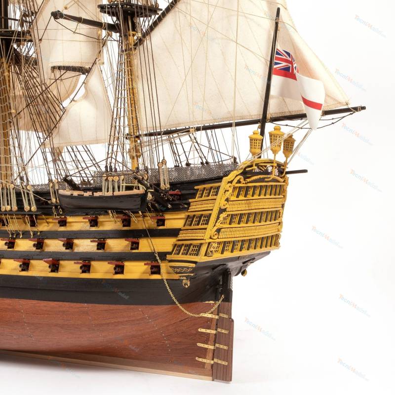Maquette en bois du HMS Victory à l'échelle 1/87 - OCCRE 15008