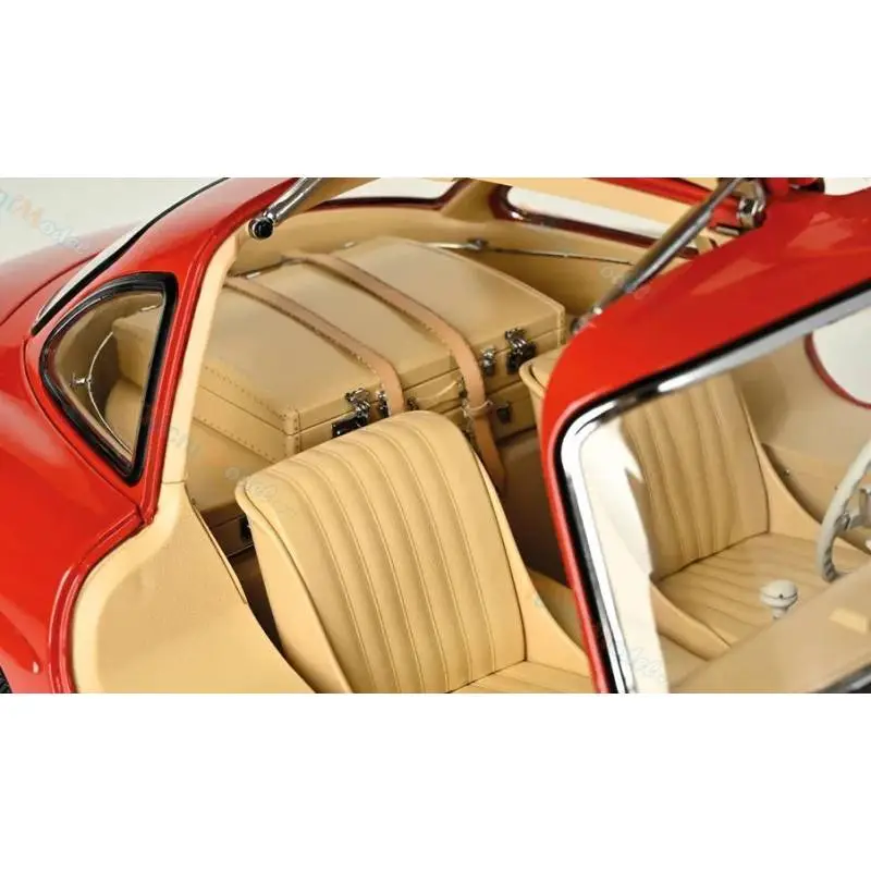 Maquette Mercedes-Benz 300 SL "Gullwing" Rouge - Full Kit 1/8 - IXO Collections