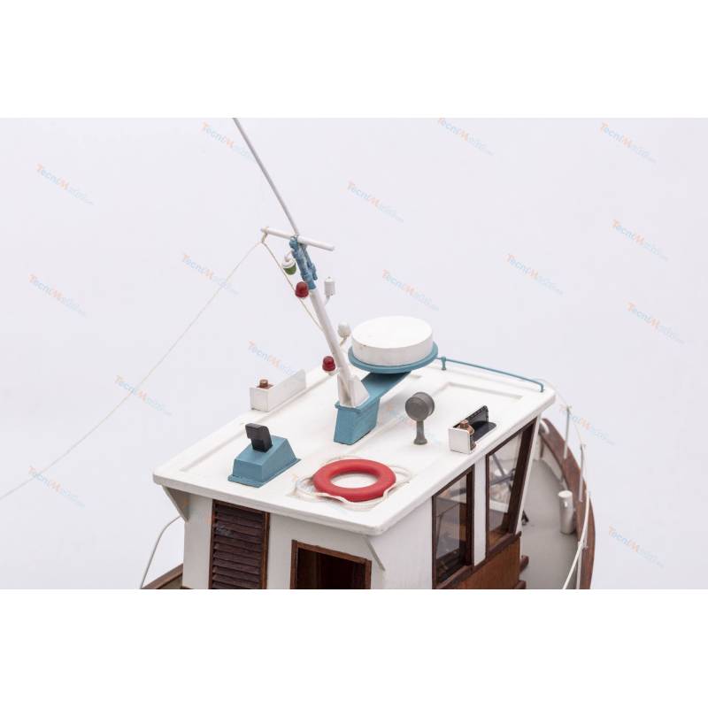 "Boulognes Etaples" wooden radio-controlled Kit Trawler at 1/20 scale - Billing-Boats BB534