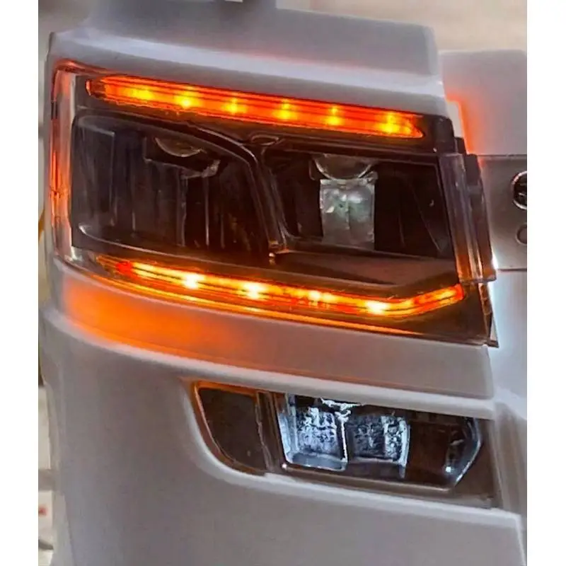 Pair of front lights for Tamiya SCANIA 770 S with orange daytime running lights