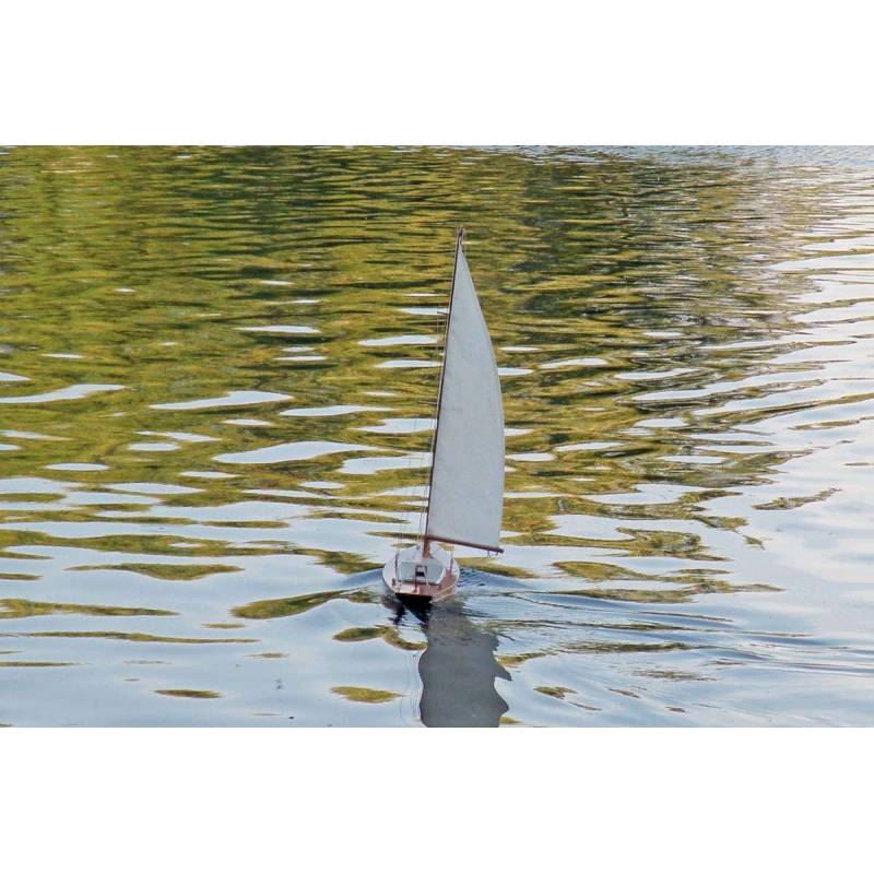 "Dragen" Wooden Hull Sailboat 1/12 Kit by Billing-Boats