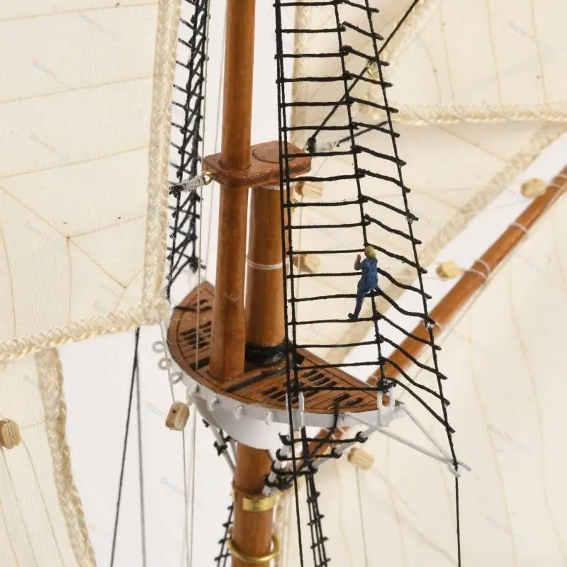 Maquette Voilier en bois Juan Sebastián de Elcano 1/140 - Artesania Latina 22521