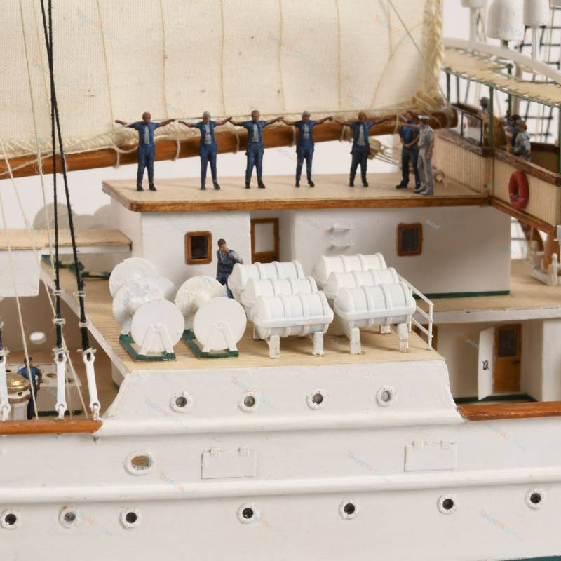 1/140 Scale Wooden Model of the Juan Sebastián de Elcano Sailing Ship - Artesania Latina 22521