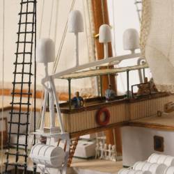 Maquette Voilier en bois Juan Sebastián de Elcano 1/140 - Artesania Latina 22521
