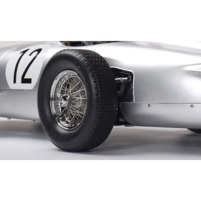 Maquette Mercedes-Benz W196 R N°12 Stirling Moss 1/8 - vue arrière gauche - Full Kit IXO Collections - TecniModel
