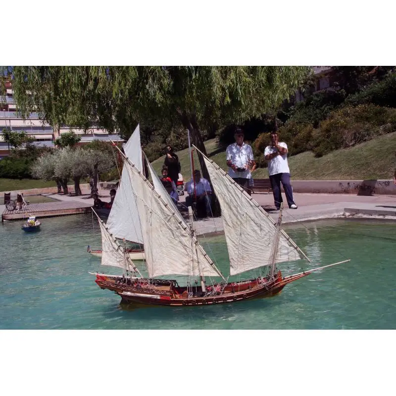 MRB n°686 Le Modèle Réduit de Bateau
