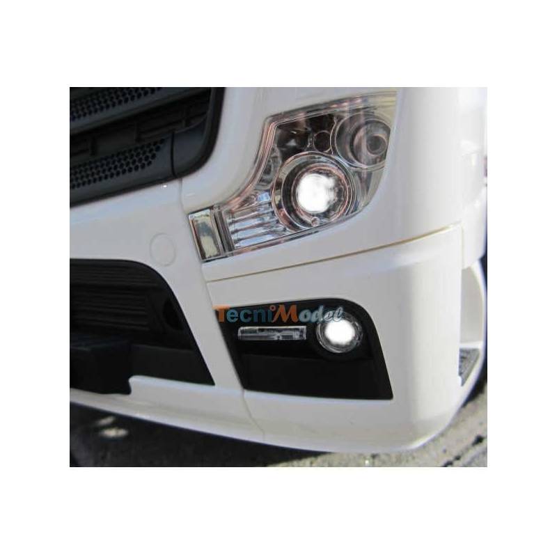 2 platines de leds pour feux avant d'Actros Tamiya (en 7.2v)