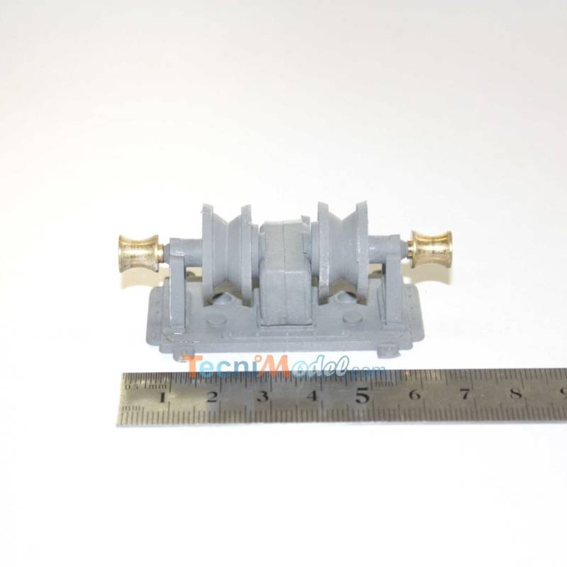 1 Treuil 67x45x25mm - AeroNaut 5823/04