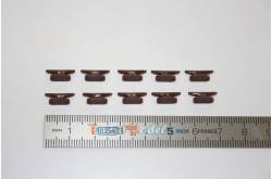 10 Taquets 12mm en plastique marron Aero-Naut 540112