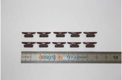 10 Taquets 15mm en plastique marron Aero-Naut 540115