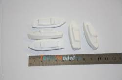5 White plastic 52mm motorboats